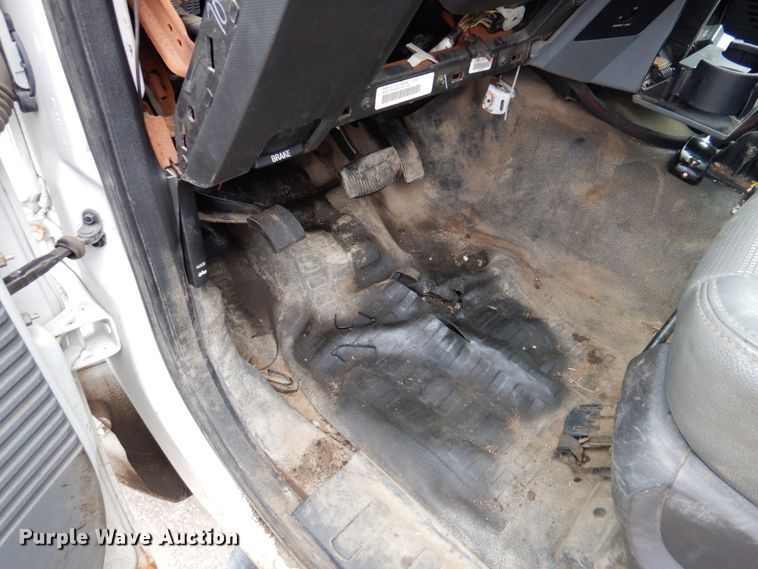 image for item DN2576 2011 Ford F350 Super Duty  dump bed pickup truck