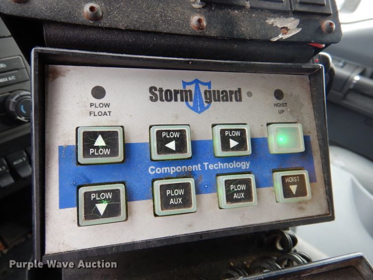 image for item DN2576 2011 Ford F350 Super Duty  dump bed pickup truck