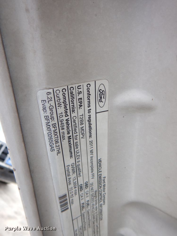 image for item DN2576 2011 Ford F350 Super Duty  dump bed pickup truck