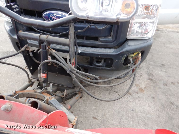 image for item DN2576 2011 Ford F350 Super Duty  dump bed pickup truck