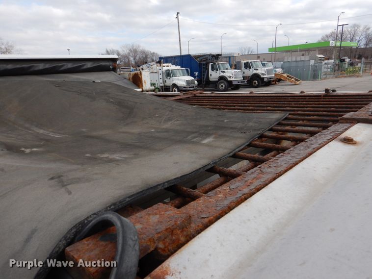 image for item DN2576 2011 Ford F350 Super Duty  dump bed pickup truck