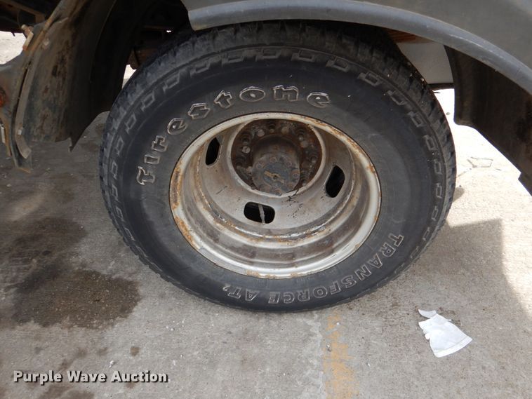 image for item DN2576 2011 Ford F350 Super Duty  dump bed pickup truck