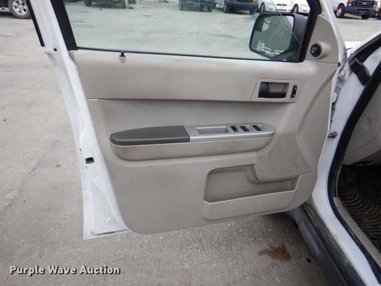 image for item DN2579 2011 Ford Escape Hybrid  SUV