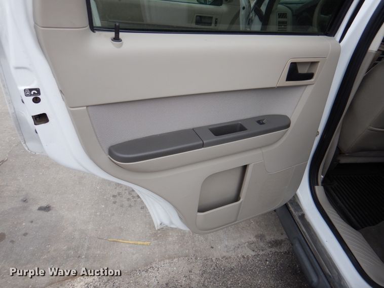 image for item DN2579 2011 Ford Escape Hybrid  SUV