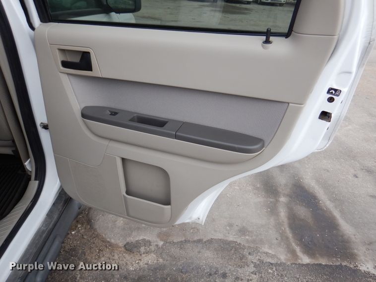 image for item DN2579 2011 Ford Escape Hybrid  SUV