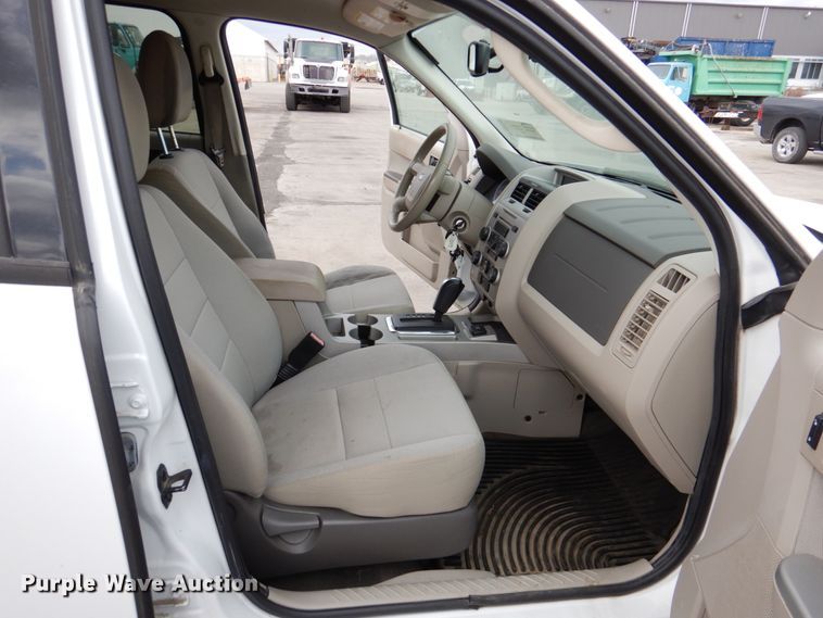 image for item DN2579 2011 Ford Escape Hybrid  SUV