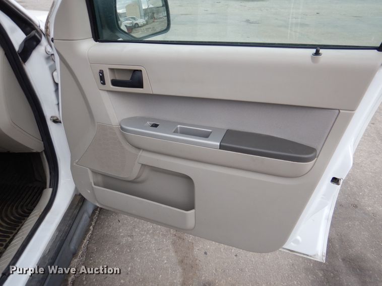 image for item DN2579 2011 Ford Escape Hybrid  SUV