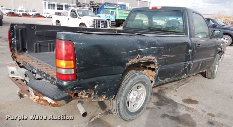 image for item DN2580 2002 Chevrolet Silverado 1500  pickup truck