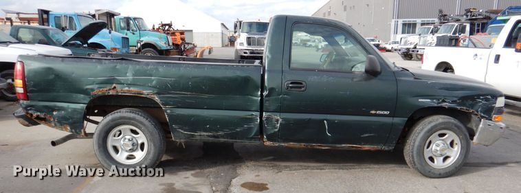 image for item DN2580 2002 Chevrolet Silverado 1500  pickup truck