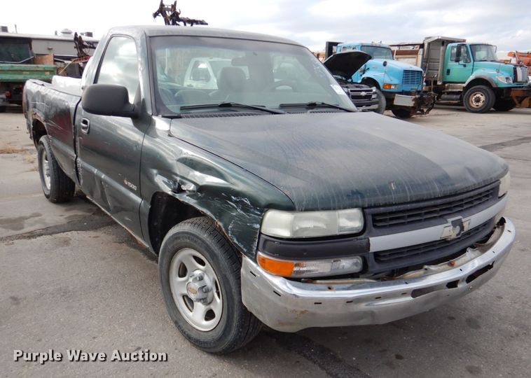 image for item DN2580 2002 Chevrolet Silverado 1500  pickup truck