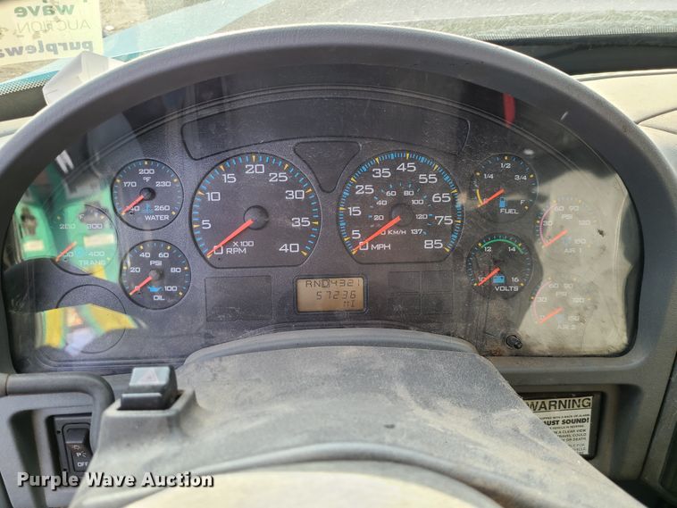 image for item DN2583 2007 International 7300  dump truck