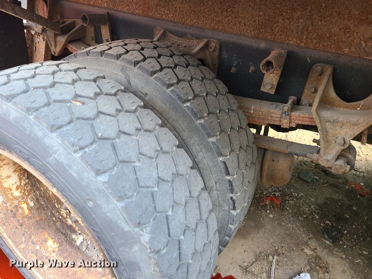 image for item DN2583 2007 International 7300  dump truck