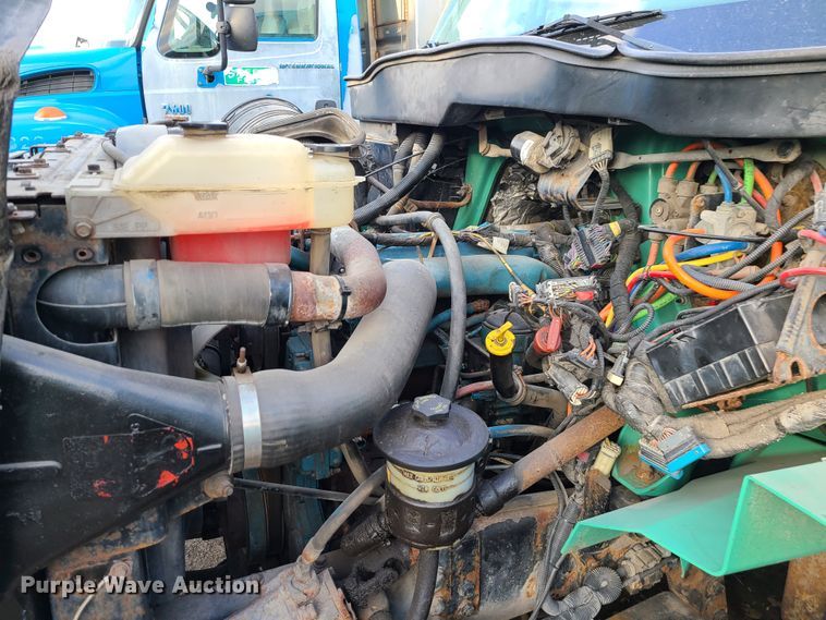 image for item DN2583 2007 International 7300  dump truck