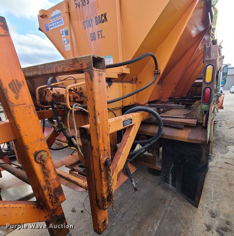 image for item DN2585 2007 International 7400  dump truck