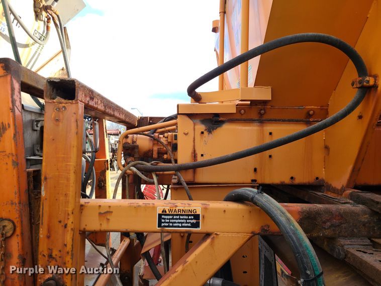 image for item DN2585 2007 International 7400  dump truck