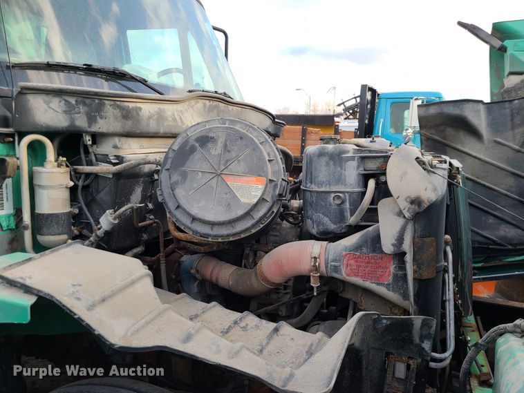 image for item DN2585 2007 International 7400  dump truck