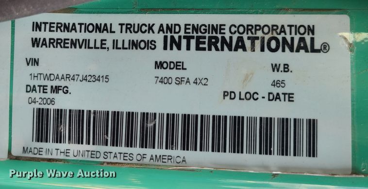 image for item DN2585 2007 International 7400  dump truck