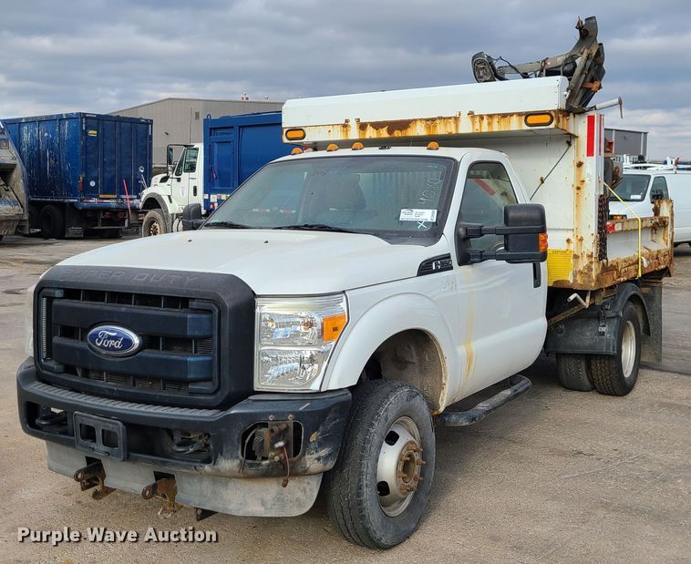 image for item DN2587 2011 Ford F350 Super Duty  dump bed pickup truck