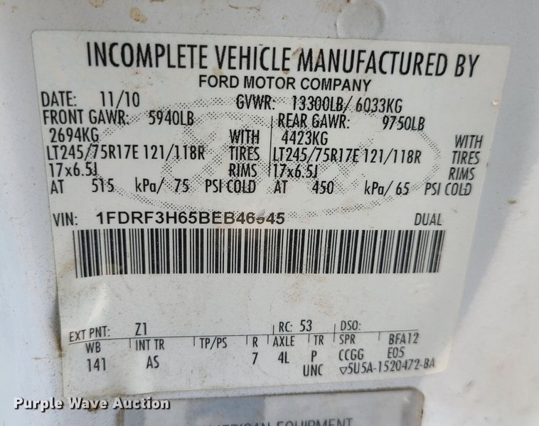 image for item DN2587 2011 Ford F350 Super Duty  dump bed pickup truck