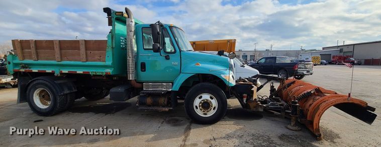 image for item DN2588 2007 International 7400  dump truck