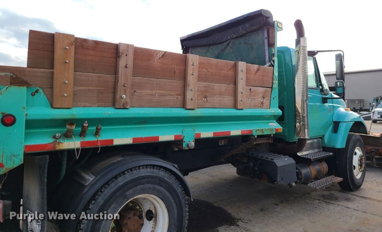 image for item DN2588 2007 International 7400  dump truck