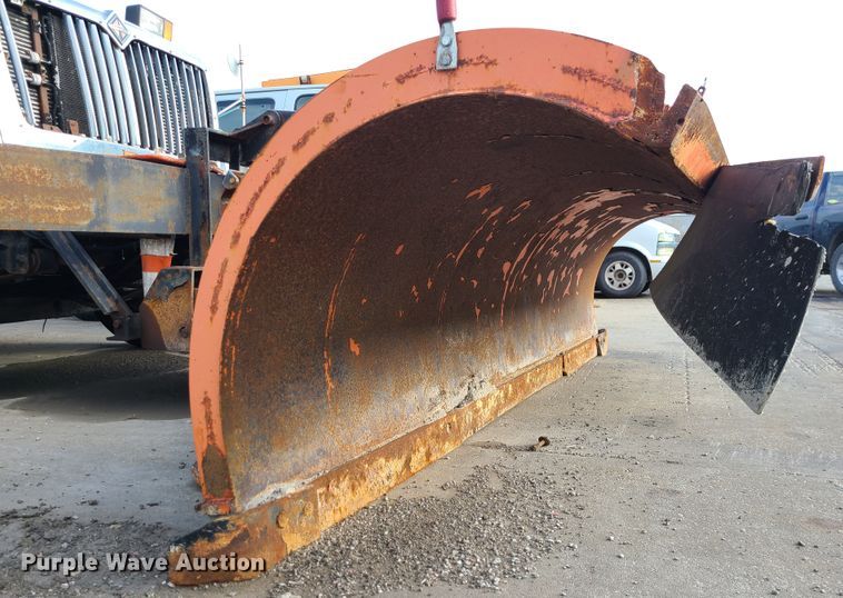 image for item DN2588 2007 International 7400  dump truck