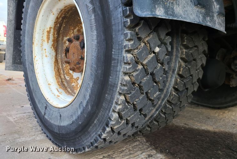 image for item DN2588 2007 International 7400  dump truck