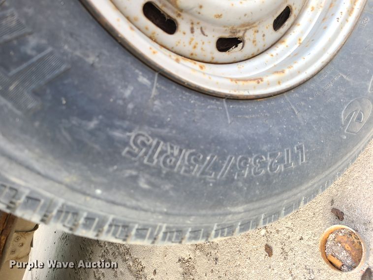 image for item DN2589 1995 Ford Club Wagon  van