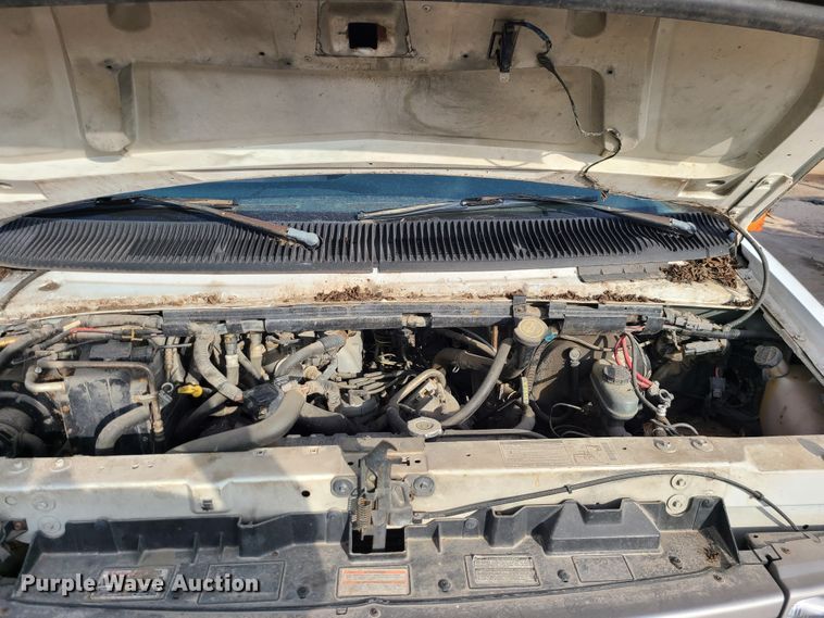 image for item DN2589 1995 Ford Club Wagon  van