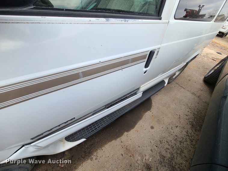 image for item DN2590 2002 Chevrolet Astro  van