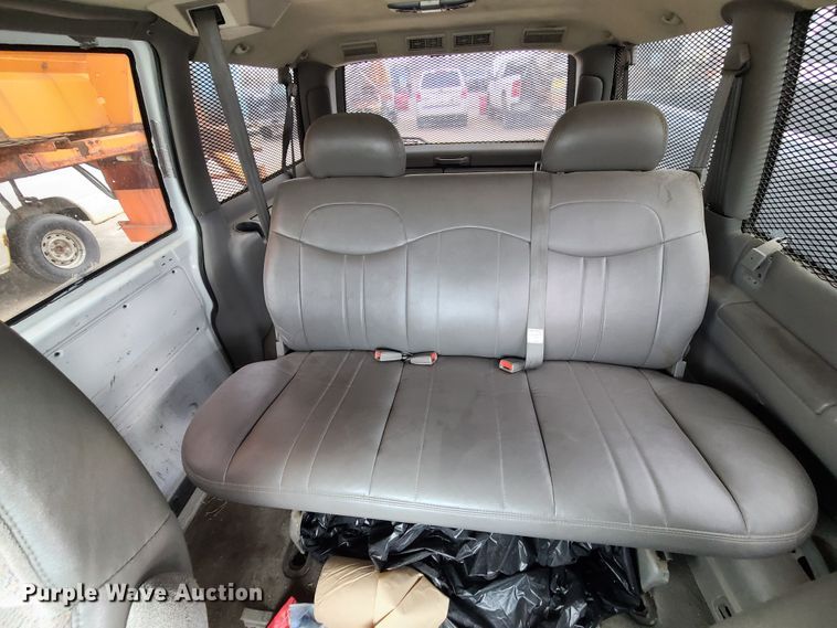 image for item DN2590 2002 Chevrolet Astro  van