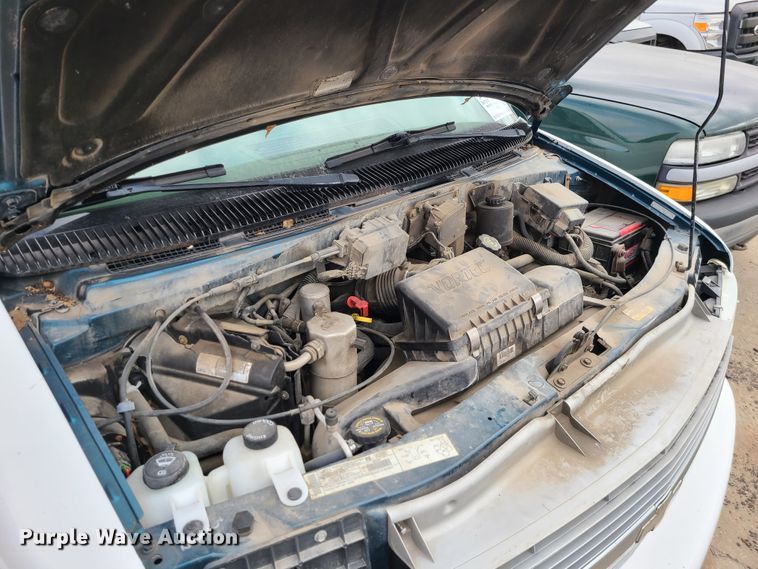 image for item DN2590 2002 Chevrolet Astro  van