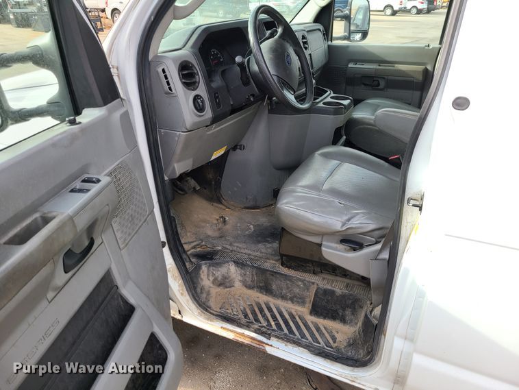 image for item DN2591 2012 Ford E350 Super Duty  van