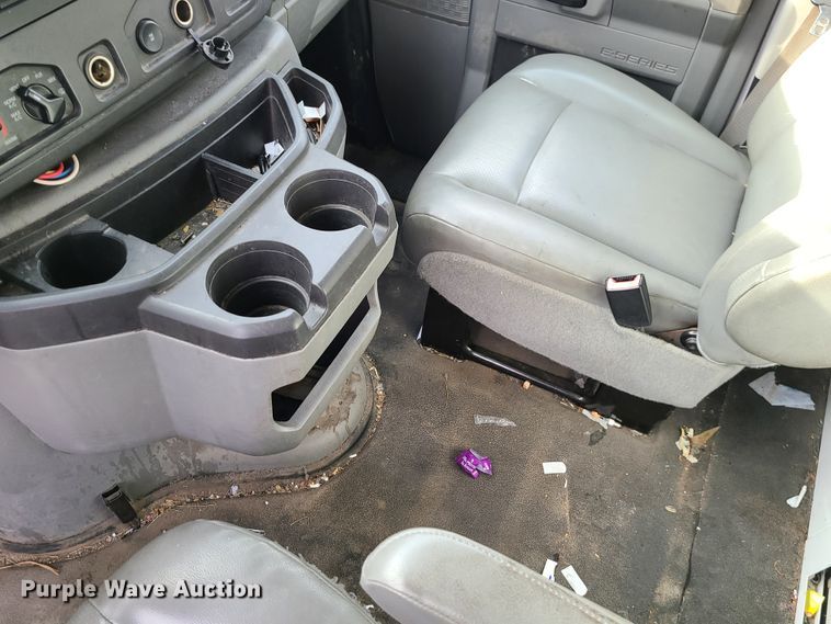 image for item DN2591 2012 Ford E350 Super Duty  van