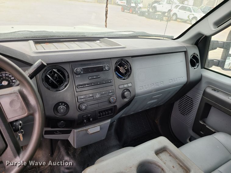 image for item DN2593 2012 Ford F350 Super Duty  pickup truck