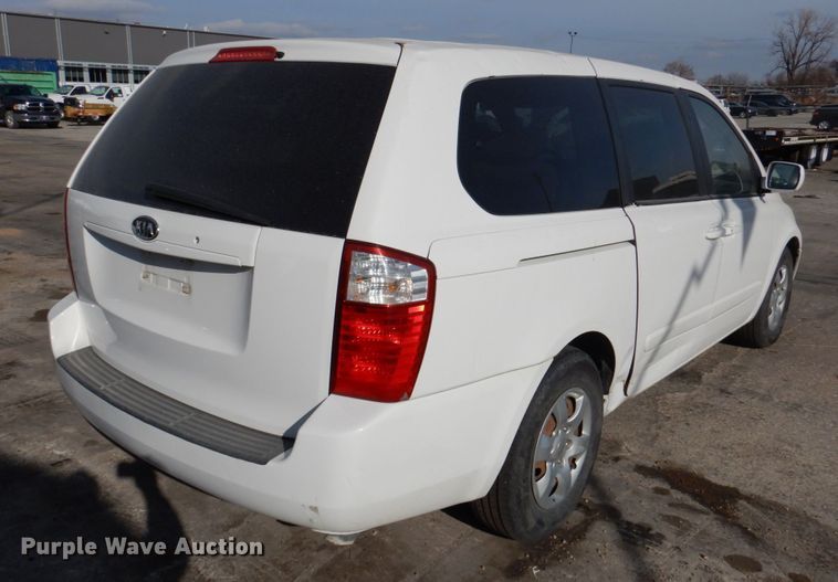 image for item DN2595 2006 Kia Sedona  van