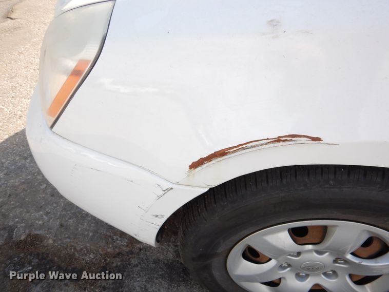 image for item DN2595 2006 Kia Sedona  van