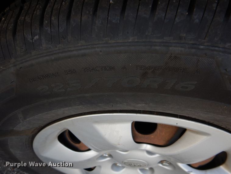 image for item DN2595 2006 Kia Sedona  van