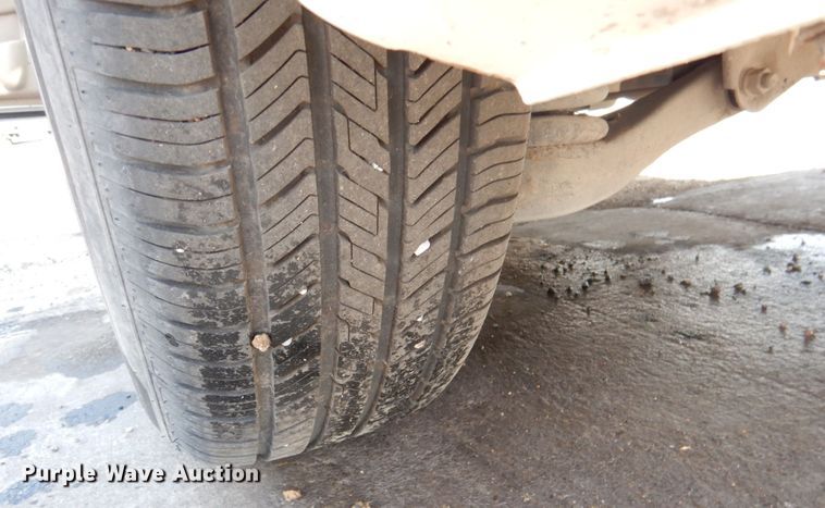 image for item DN2595 2006 Kia Sedona  van