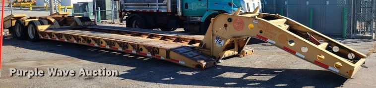image for item DN2596 2000 Fontaine TB35NGB  lowboy equipment trailer