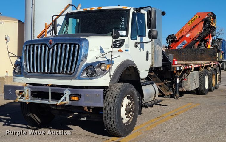 image for item DN2597 2012 International WorkStar 7500  crane truck