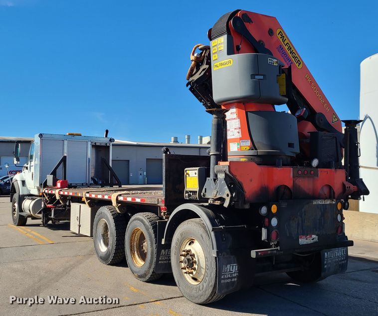 image for item DN2597 2012 International WorkStar 7500  crane truck
