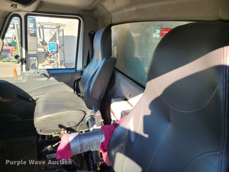 image for item DN2597 2012 International WorkStar 7500  crane truck