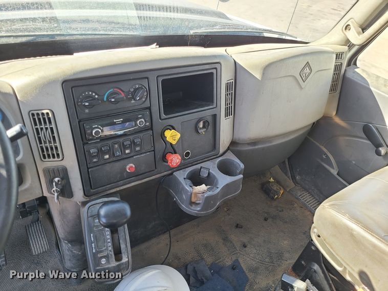 image for item DN2597 2012 International WorkStar 7500  crane truck