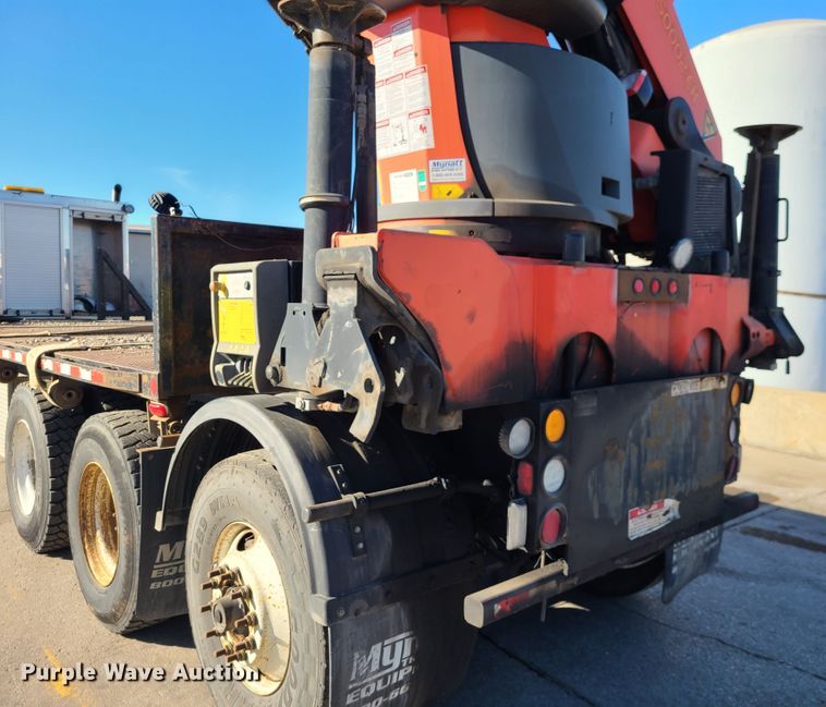 image for item DN2597 2012 International WorkStar 7500  crane truck