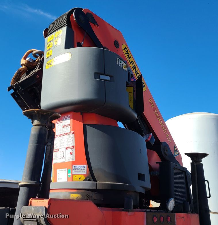 image for item DN2597 2012 International WorkStar 7500  crane truck