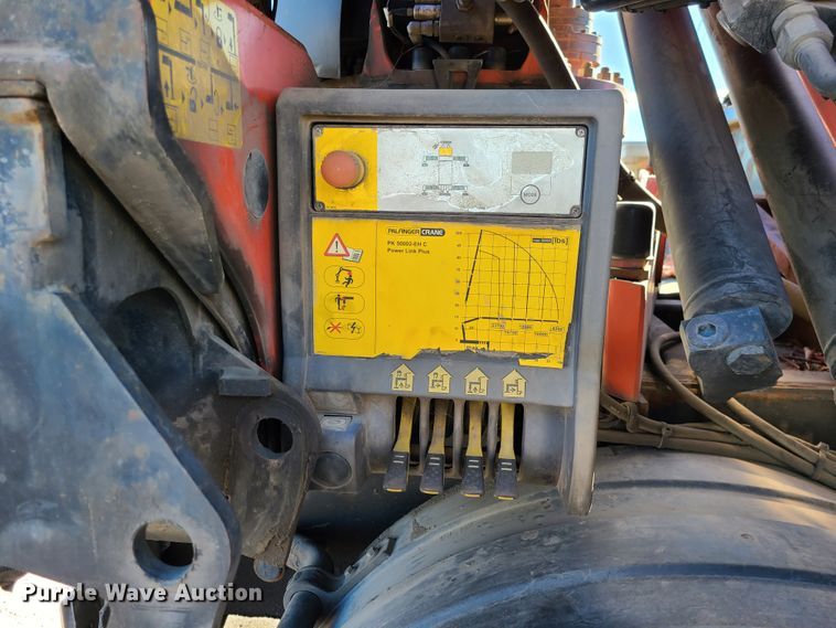 image for item DN2597 2012 International WorkStar 7500  crane truck