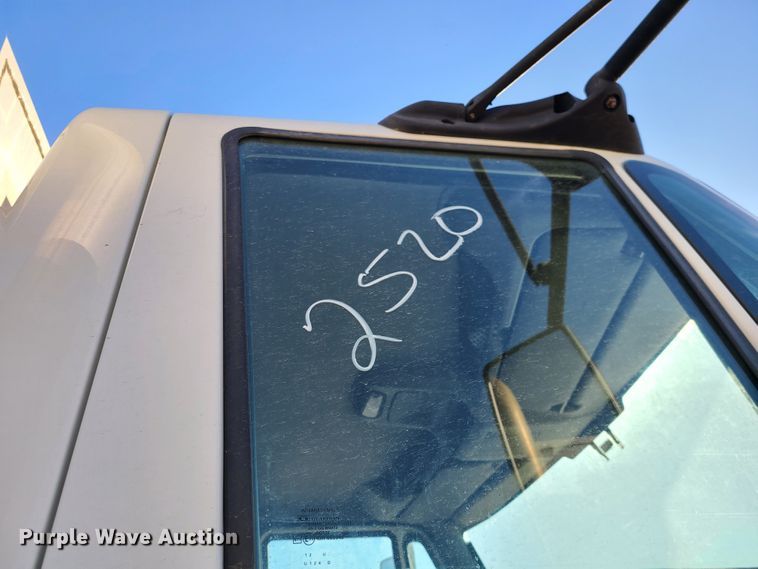 image for item DN2597 2012 International WorkStar 7500  crane truck