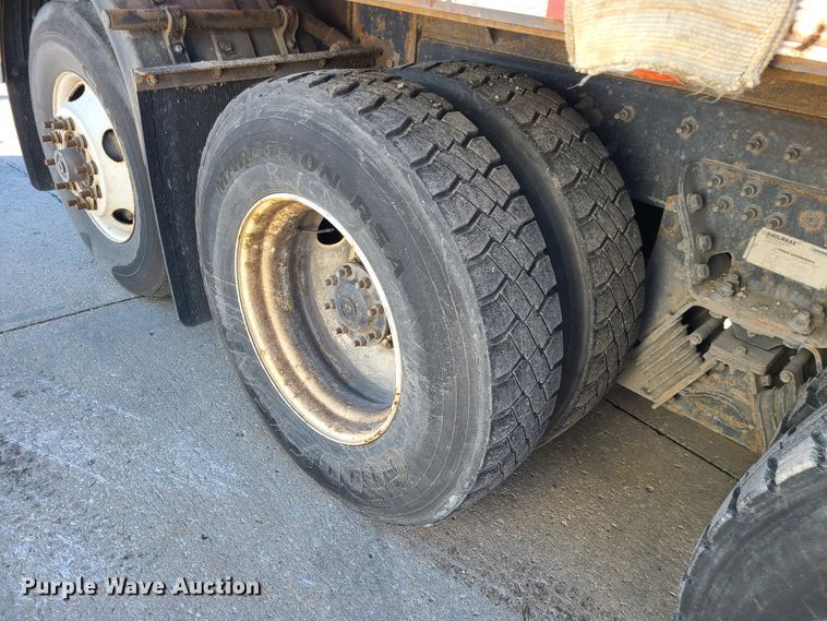 image for item DN2597 2012 International WorkStar 7500  crane truck