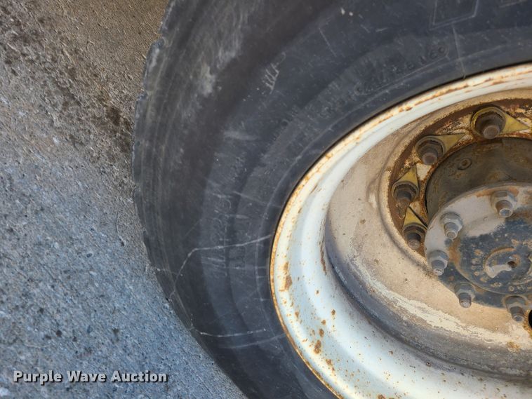 image for item DN2597 2012 International WorkStar 7500  crane truck